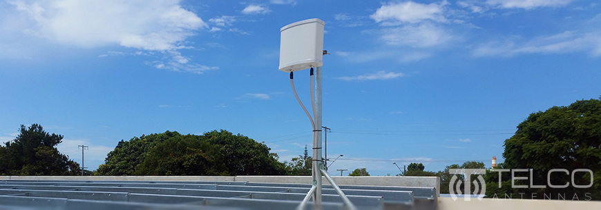 telstra 4G rooftop antenna 4GX panel