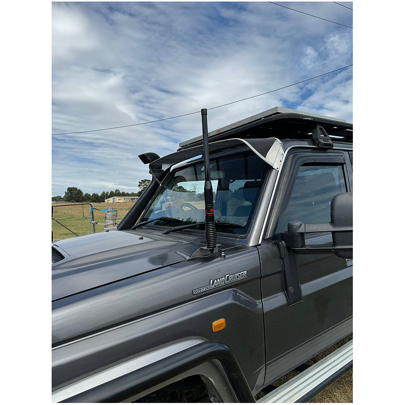 Toyota Land Cruiser LC79 2012-2023 Fender Antenna Bracket 