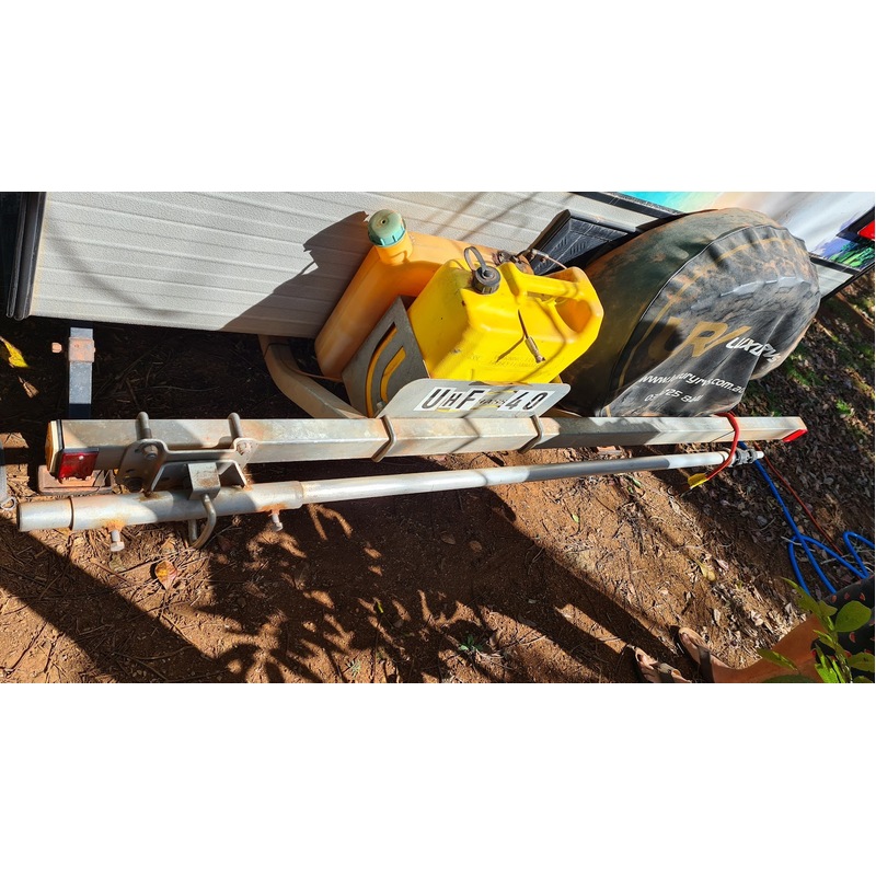 Galvanised Draw Bar Mount with 5.7m Aluminium Telescopic Mast