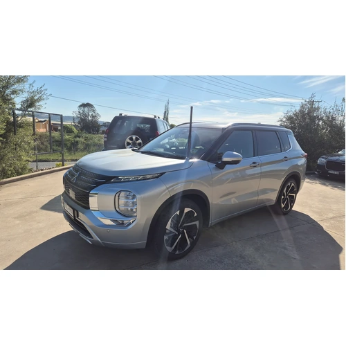 Mitsubishi Outlander 2021-2024 Bonnet Antenna Bracket